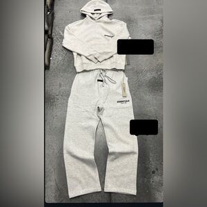 Essentials Light oat set small